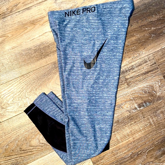 Nike Pro leggings, Dri-Fit size medium, cobalt blue/black - Picture 1 of 6